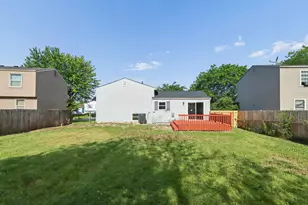 1300 Laurel Green Pl, Galloway, OH 43119 - Photo 28
