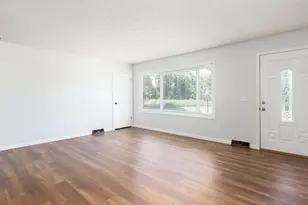 72 Lake Dr SW, Pataskala, OH 43062 - Photo 6