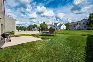 5782 Camhurst Ct, Galloway, OH 43119 - Photo 4