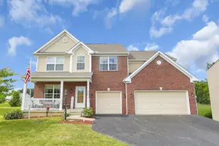 395 Alonzo Palmer St, Pataskala, OH 43062 - Photo 2