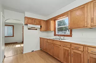 1103 Rogers St, Bucyrus, OH 44820 - Photo 6