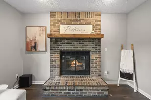 3688 Carnforth Dr, Columbus, OH 43221 - Photo 12