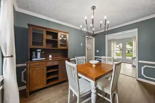 3688 Carnforth Dr, Columbus, OH 43221 - Photo 16