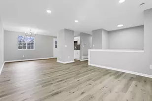 8906 Lakefield Ct, Galloway, OH 43119 - Photo 2