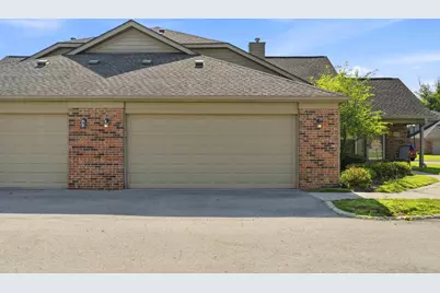1360 Woodberry Place, Columbus, OH 43230 - Photo 4