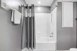 1360 Woodberry Pl, Columbus, OH 43230 - Photo 26