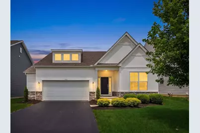 434 Oakland Hills Loop, Commercial Point, OH 43116 - Photo 2