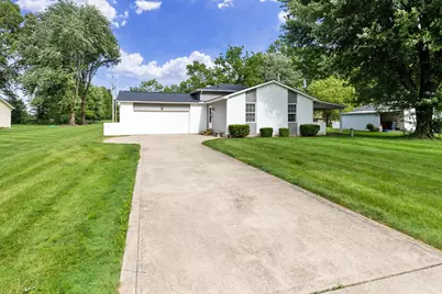 56 Arbor Lane SW, Pataskala, OH 43062 - Photo 2