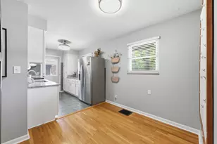 361 E Stafford Ave, Columbus, OH 43085 - Photo 8