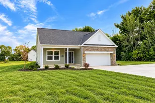 214 Center St, Ashley, OH 43003 - Photo 1