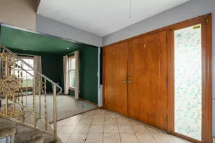 1519 Putters Ln, Lima, OH 45805 - Photo 2