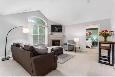 3973 Dinon Drive, Columbus, OH 43221 - Photo 6