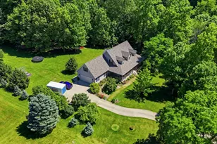 5700 Kizer Ln, Springfield, OH 45502 - Photo 2