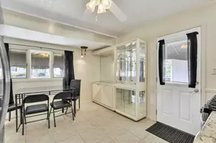 3142 Hillgate Rd, Columbus, OH 43207 - Photo 16