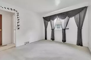 3142 Hillgate Rd, Columbus, OH 43207 - Photo 24