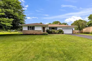 2654 Youngs Grove Rd, Columbus, OH 43231 - Photo 2