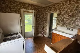 269 W Main St, West Jefferson, OH 43162 - Photo 4