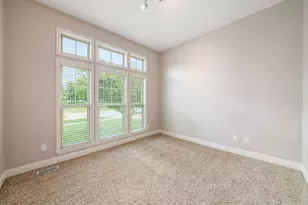 886 Ballater Dr, Delaware, OH 43015 - Photo 8