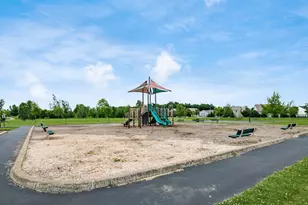 886 Ballater Dr, Delaware, OH 43015 - Photo 66