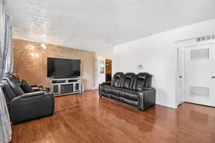 5021 Betsy Dr, Columbus, OH 43227 - Photo 4