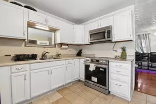 5021 Betsy Dr, Columbus, OH 43227 - Photo 2