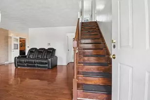 5021 Betsy Dr, Columbus, OH 43227 - Photo 6