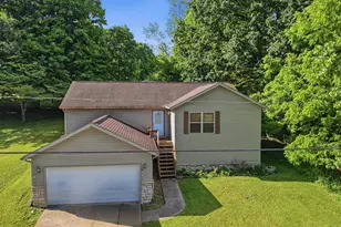115 Grand Ridge Rd, Howard, OH 43028 - Photo 2