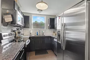 1084 S Champion Ave, Columbus, OH 43206 - Photo 10