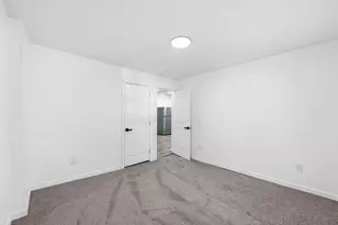 966 Whitethorne Ave, Columbus, OH 43223 - Photo 12