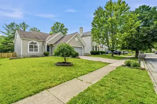 3517 Lindstrom Dr, Columbus, OH 43228 - Photo 2