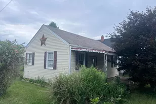 1041 1/2 Dayton, Chillicothe, OH 45601 - Photo 1