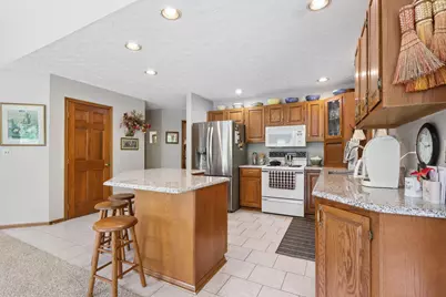 1525 Cole Road, Columbus, OH 43228 - Photo 12