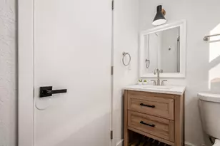 263 S 20th St, Columbus, OH 43205 - Photo 12