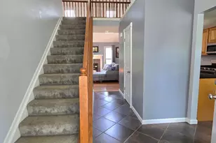 6912 Kinston Dr, Canal Winchester, OH 43110 - Photo 4