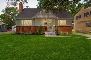 536 E Weisheimer Rd, Columbus, OH 43214 - Photo 2