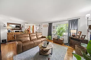 536 E Weisheimer Rd, Columbus, OH 43214 - Photo 12