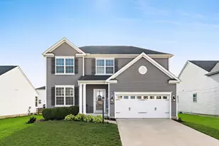 304 Mahogany Ln, Commercial Point, OH 43116 - Photo 1