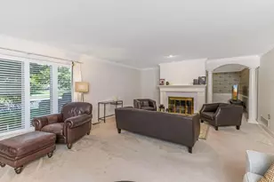 141 Flores Pl, Columbus, OH 43213 - Photo 4