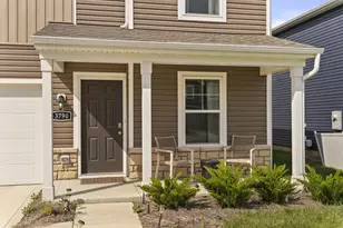 3790 Alledonia Dr, Grove City, OH 43123 - Photo 2
