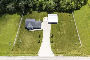 5293 Duvall Rd, Ashville, OH 43103 - Photo 2