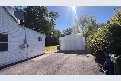 2880 Bulen Avenue, Columbus, OH 43207 - Photo 18