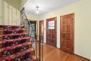 2050 Upper Chelsea Rd, Columbus, OH 43221 - Photo 14