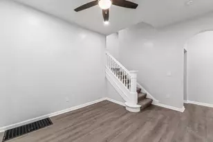 256 N Monroe Ave, Columbus, OH 43203 - Photo 8