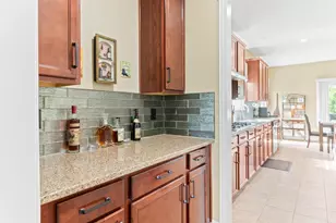 1356 Scotsman Dr, Grove City, OH 43123 - Photo 10