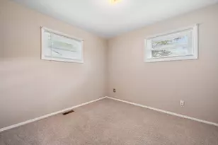 3590 Ontario St, Columbus, OH 43224 - Photo 20