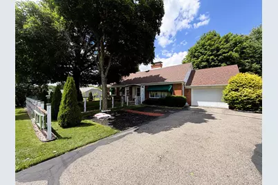 2072 N Columbus Street, Lancaster, OH 43130 - Photo 2