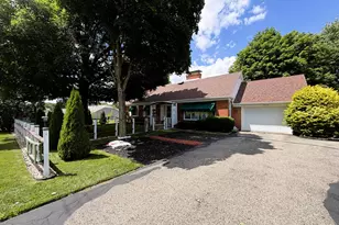 2072 N Columbus St, Lancaster, OH 43130 - Photo 2