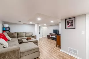 4544 Sandringham Dr, Columbus, OH 43220 - Photo 34