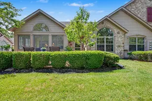 8760 Linksway Dr, Powell, OH 43065 - Photo 2