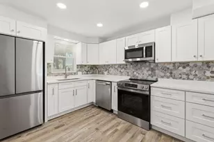 1558 Forest St, Columbus, OH 43206 - Photo 12